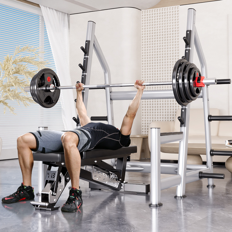 Stojak do przysiadów, klatka s – Heavy Equipment Gym recenzja i cena